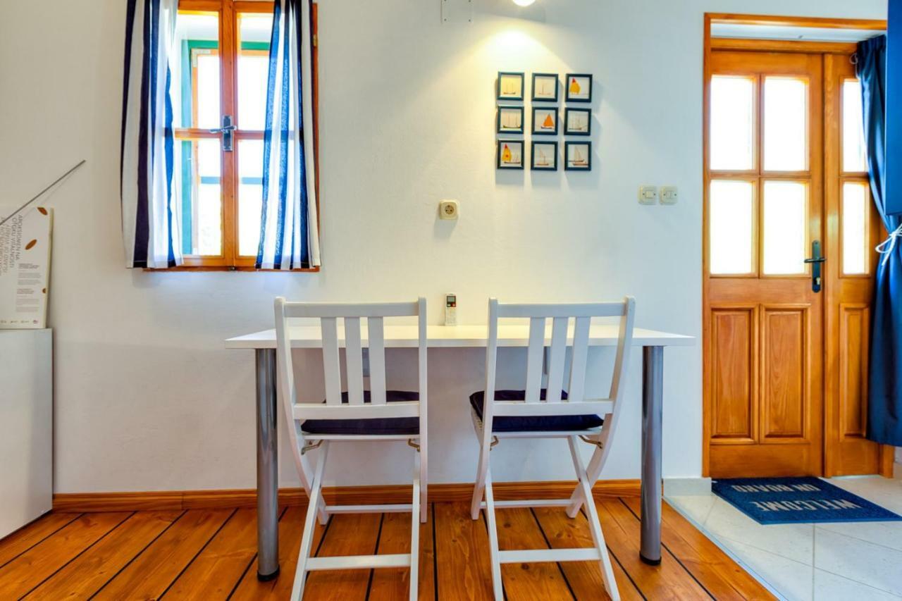 Apartments Nautica, مالي لوشينغْ المظهر الخارجي الصورة